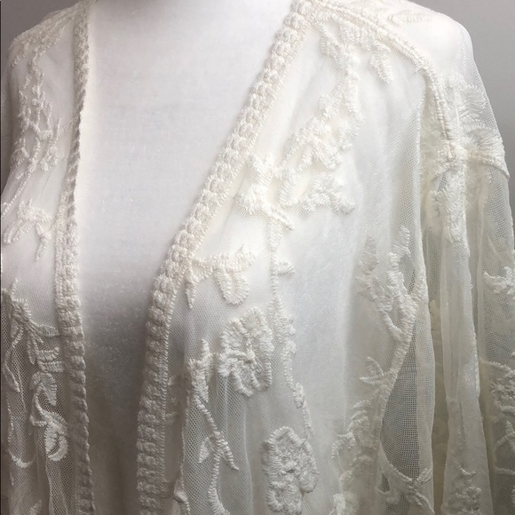 NWT Rachel Parcell Ivory Lace Kimono - Picture 2 of 8